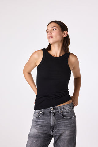 SYD TANK BLACK